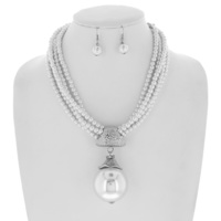 MULTI LINE PEARL NECKLACE W/ LRG PEARL PENDANT