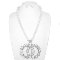 PEARL INTERLOCKING CIRCLE PENDANT NECKLACE SET