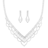 PEARL RHINESTONE EMBELLISHED V NECKLACE SET
