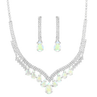 CRYSTAL RHINESTONE EMBELLISHED V NECKLACE SET