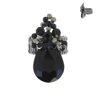 TEARDROP CRYSTAL COCKTAIL STRETCH RING