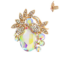 OVAL LAUREL LEAF CRYSTAL CLUSTER COCKTAIL STRETCH RING